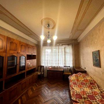 Продаж 3-к. квартири. Вул. Білоруська, 10/18. Метро Лук’янівська