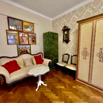Продаж 2к.кв вул. Донецька 50кв.м ремонт 72тис торг