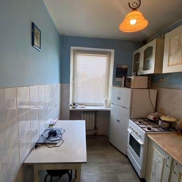 Продам 2 кімн.квартиру, хрущовку недалеко від центру