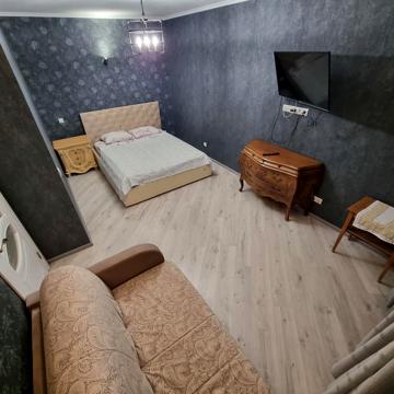 Софії Русової вул., 7