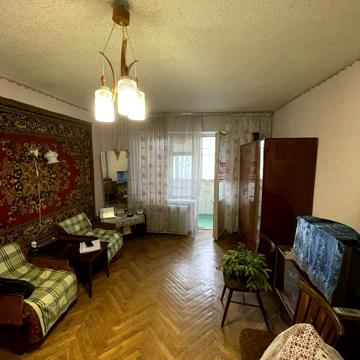 Мостицька вул., 8