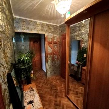 продам двохкімнатну квартиру