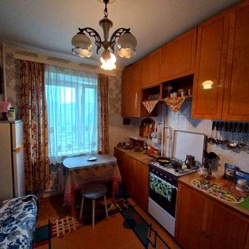 продам двохкімнатну квартиру