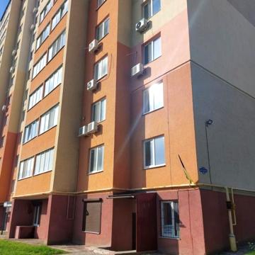 Академіка Сахарова вул., 16