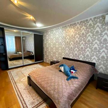Голосіївський просп. (40-річчя Жовтня), 68