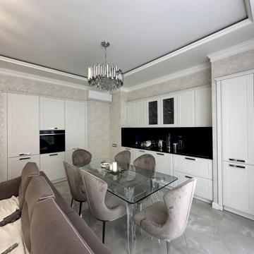 Дача Ковалевського вул., 121 к1