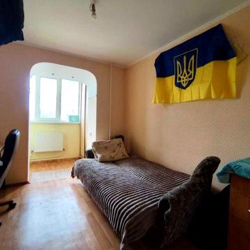 № 13613 - Простора 3к. квартира, 2/5 пов. цегляного будинку, Озерне
