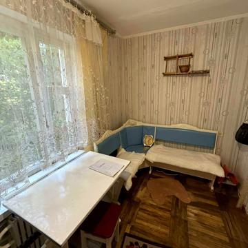Героїв Національної Гвардії України просп., 65