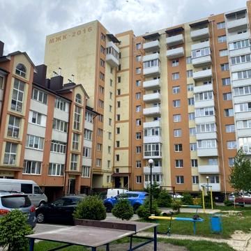 Гайдамацька вул. (Марфи Струтинської), 13-Б