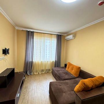 Оренда 1к квартира м Позняки ЖК Патриотика вул Чавдар 38 !