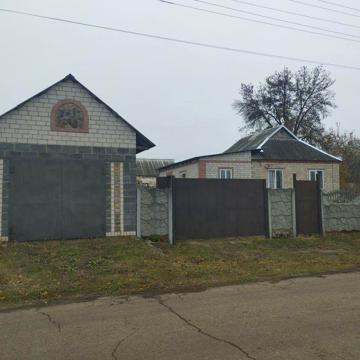 Продам дом без ремонту