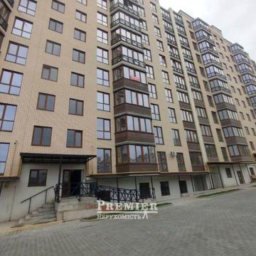 Простора 2-кімнатна квартира з видом на море біля пляжу в новобудові!