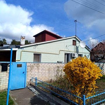 Продаж 5к Дім Спортивна вулиця