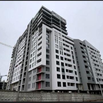 None 32000.0 USD