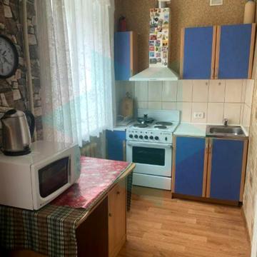 Криворізька вул., 36