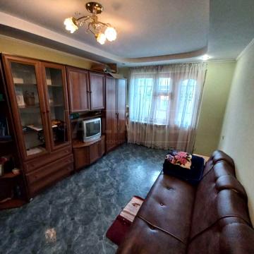 Василя Симоненка вул., 6