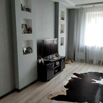 Продаж 3к Квартира Небесної Сотні вулиця