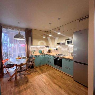 Продаж 2-кімнатної квартири вул.Промислова 1Л , ЖК Емоція, Хотів ЖК Емоція