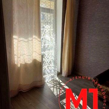 Продам трёхкомнатную квартиру в смт.Великодолинское ЖК Материк ЖК Материк