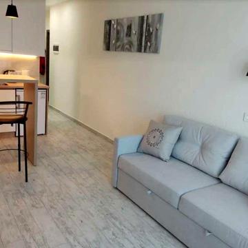 Продаж 1к квартири з євроремонтом по вул. Польова, 73 ЖК Караваєві Дачі