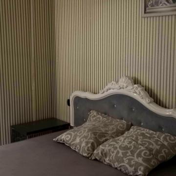 Європейського Союзу просп. (Правди), 68-Б