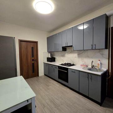Оренда частини будинку в Гостомелі біля озера
