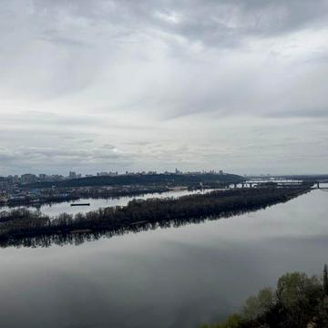 Продаж пентхаусу з свіжим дизайнерським ремонтом "під ключ" без меблів ЖК Зарічний