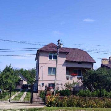 Продам будинок смт.Рожнятів, Івано-Франківська обл.