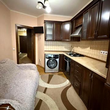 Оренда просторої 1к квартири по вулиці Пасічна