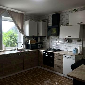 Продаж котеджу с.Ременів