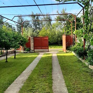 Продаж 5к Дім Миру вулиця