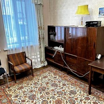 3-х кв вул.Чернишівська б 95 метро Університет