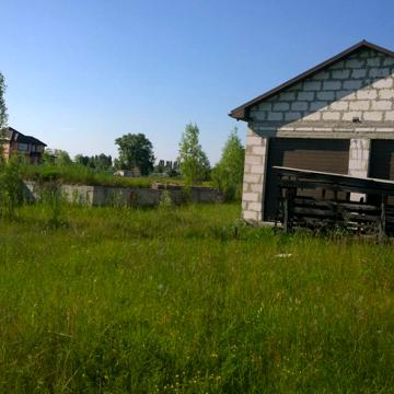 Миру, 8
