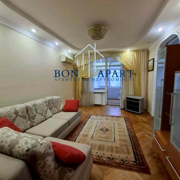 Богдана Гаврилишина вул. (Ванди Василевської), 14