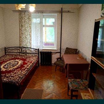 Дегтярівська вул., 10