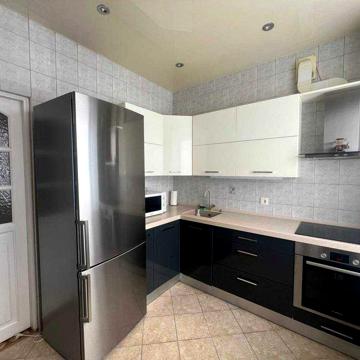 Оренда 3 кімнатна квартира, Лесі Українки 29, Печерськ, центр