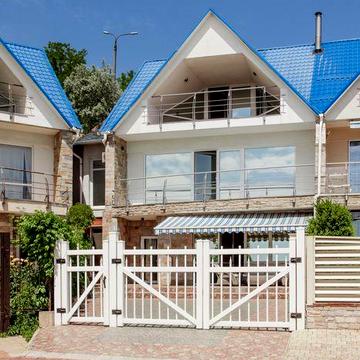 Дом с видом на море ! Первая линия