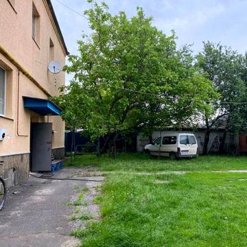 Путивль 3 к квартира в центрі + гараж