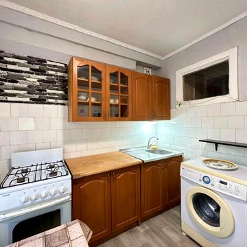 Сдам 2 комнатная квартира улица Милютенко 15А метро Черниговская
