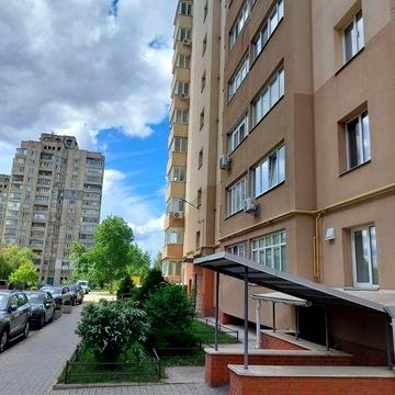 Продам 3 кімнатну квартиру в новобудові біля Лавини