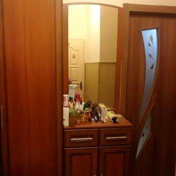 Продається двохкімнатна квартира з мебелью в Берегові,.Вселяйся й живи