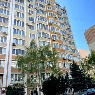Євгена Чикаленка вул., 59и