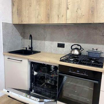 Довгострокова оренда 1к Квартира Залізнична вулиця ЖК ул. Железнодорожная, 16