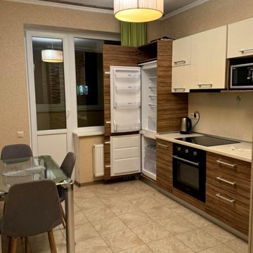 Драгоманова вул., 6/1