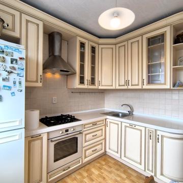 Олександра Кошиця вул., 7