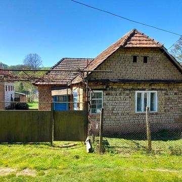 Продам будинок у с.Медведівці ,Мукачівського р-ну