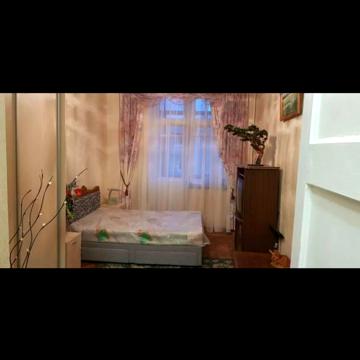 Гіршмана вул., 19