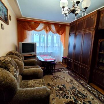 З кім з і/о вул.Енергетична "Містечко Шляховиків"