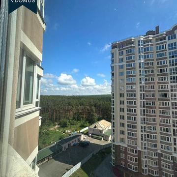 Університетська вул., 1-В
