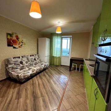 Здається хороша 2х кімнатна квартира на Грушевського